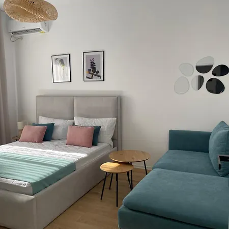 Sunny City Center Apartment Lezhe Exterior photo